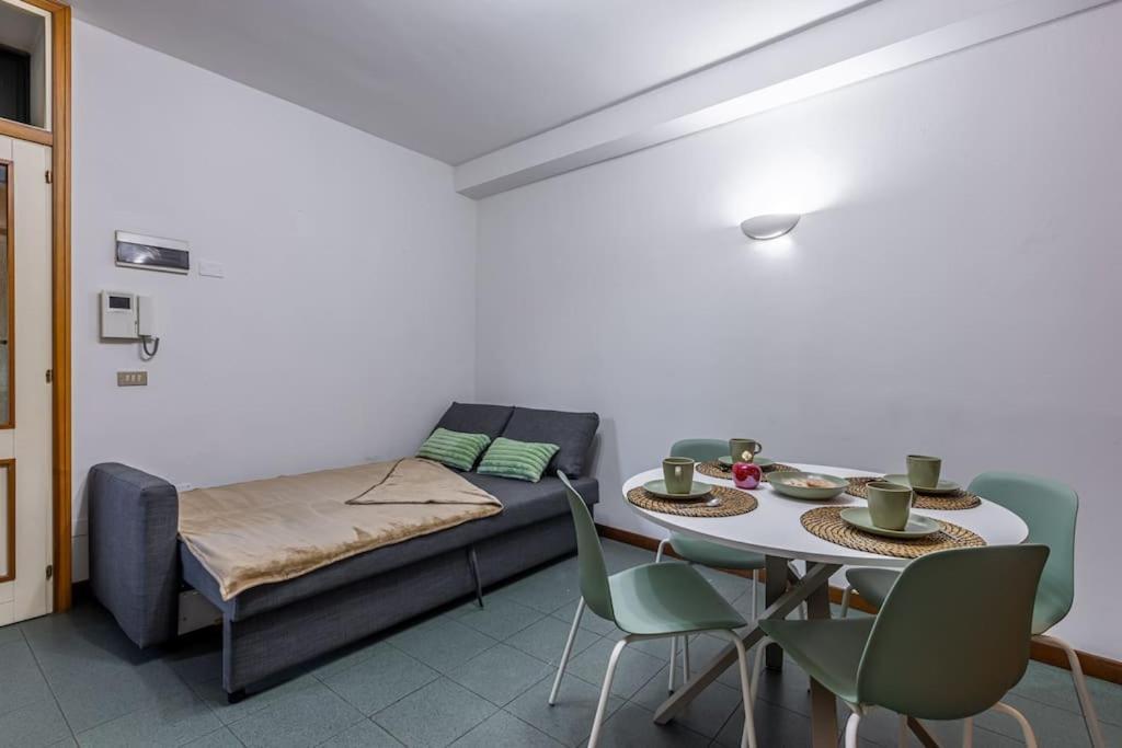 Close To Duomo Lovely City Center Flat Apartment Milan Exterior photo
